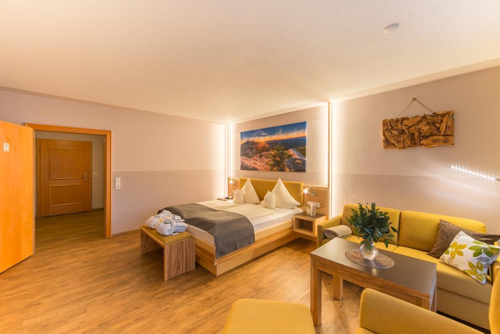Wellness- Und Wohlfuehlhotel Waldeck Боденмайс Екстериор снимка